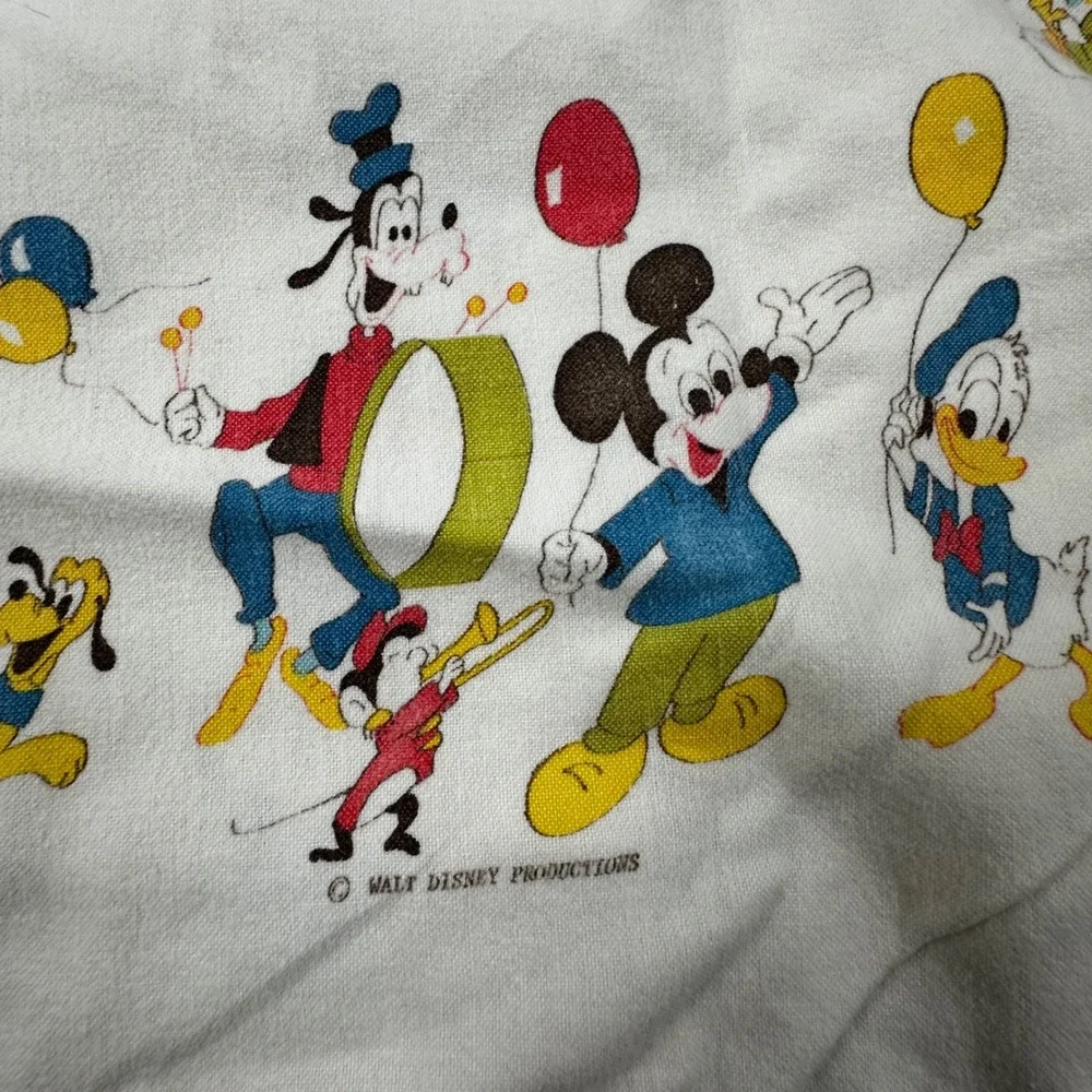 VTG 70S 80S WALT DISNEY PRODUCTIONS BABY BLANKET CRIB 40